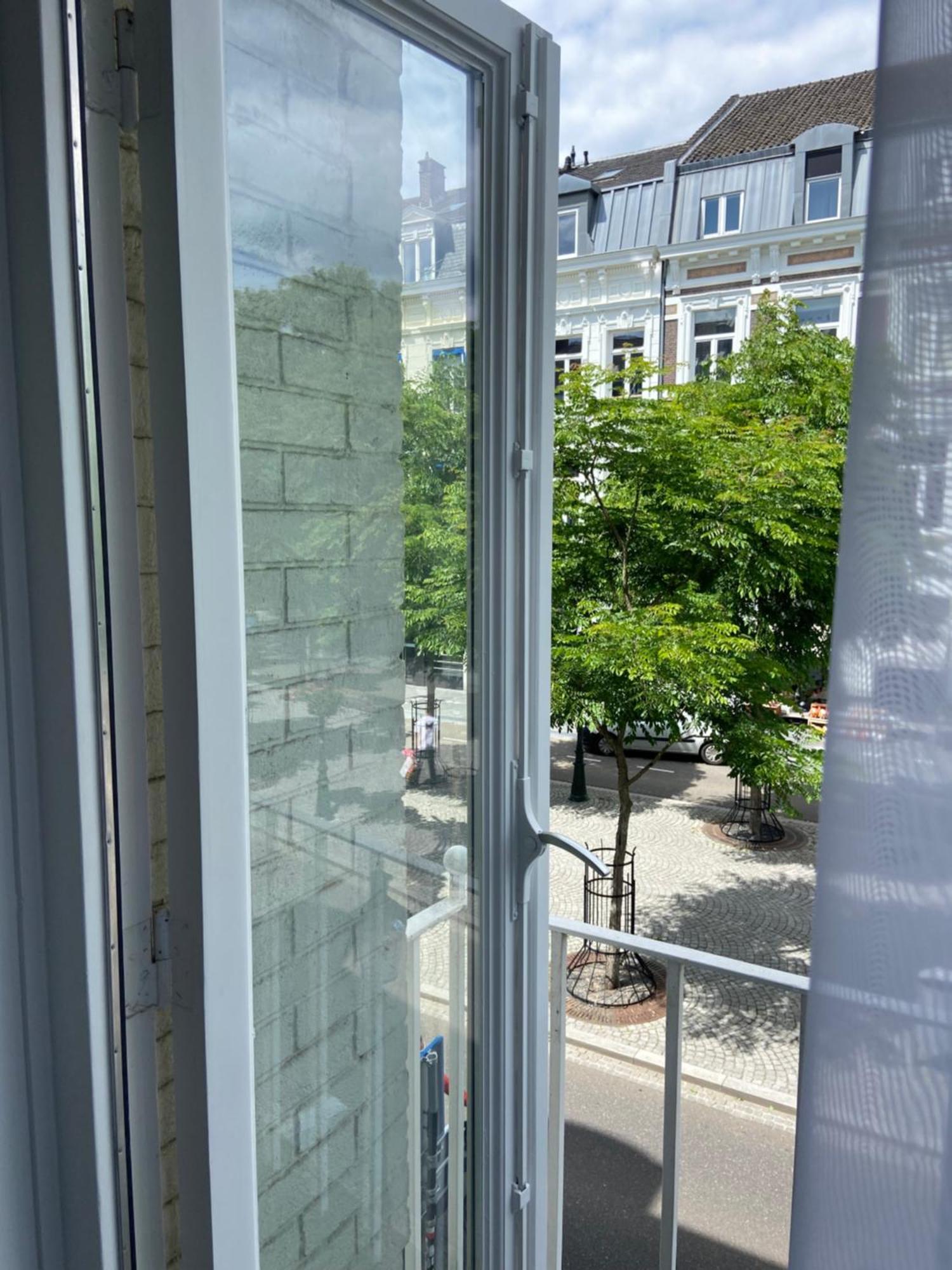 อเล็กซ์ มาสทริชต์ Hotel มาสทริชท์ ภายนอก รูปภาพ